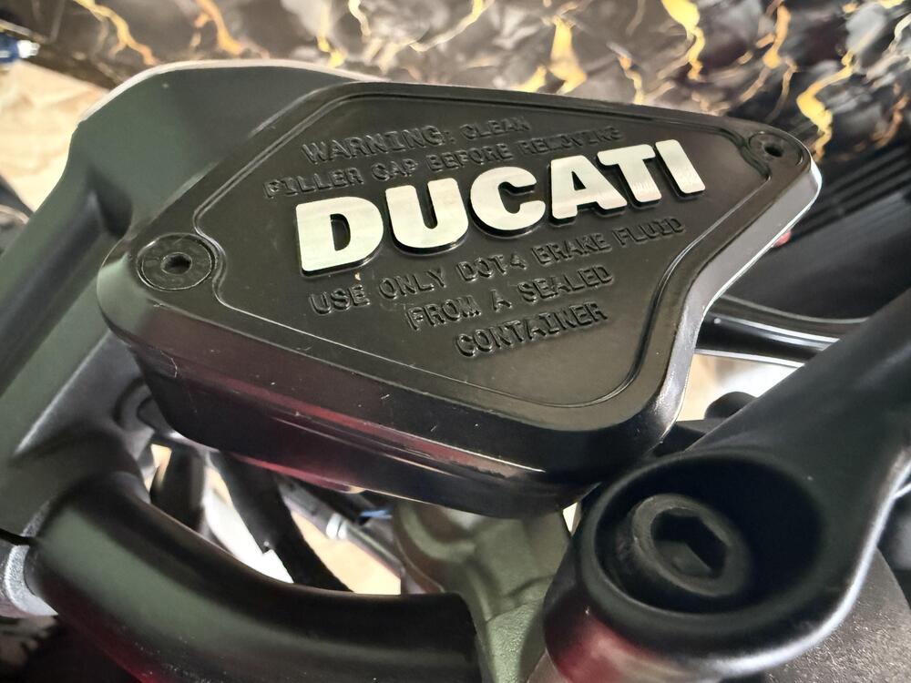 Ducati Diavel V4 (2023 - 26) (8)