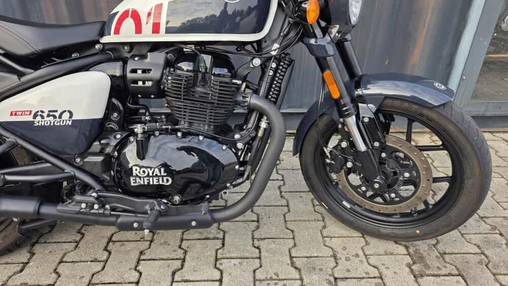 Royal Enfield Shotgun 650 (2024 - 26) (14)
