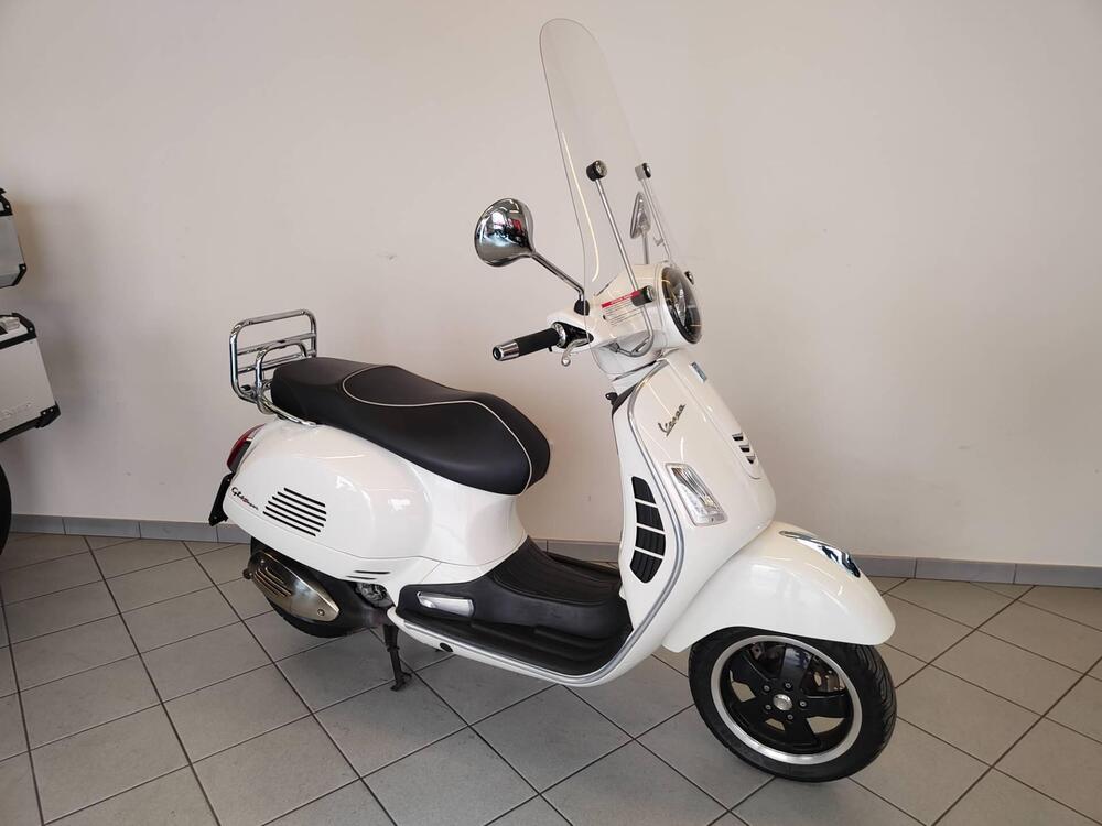 Vespa GTS 300 Super (2017 - 18) (10)