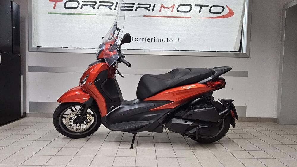 Piaggio Beverly 400 ABS-ASR (2021 - 24) (4)