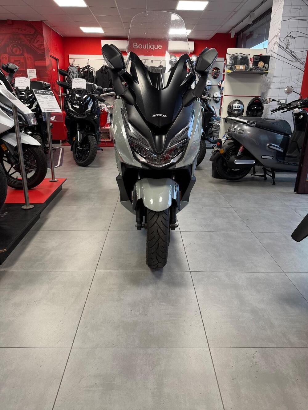 Honda Forza 350 (2022 - 24) (3)