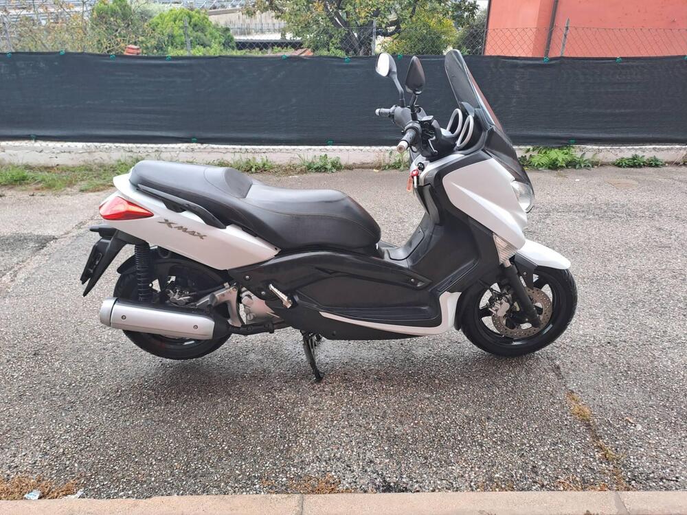 Yamaha X-Max 250 (2010 - 13) (3)