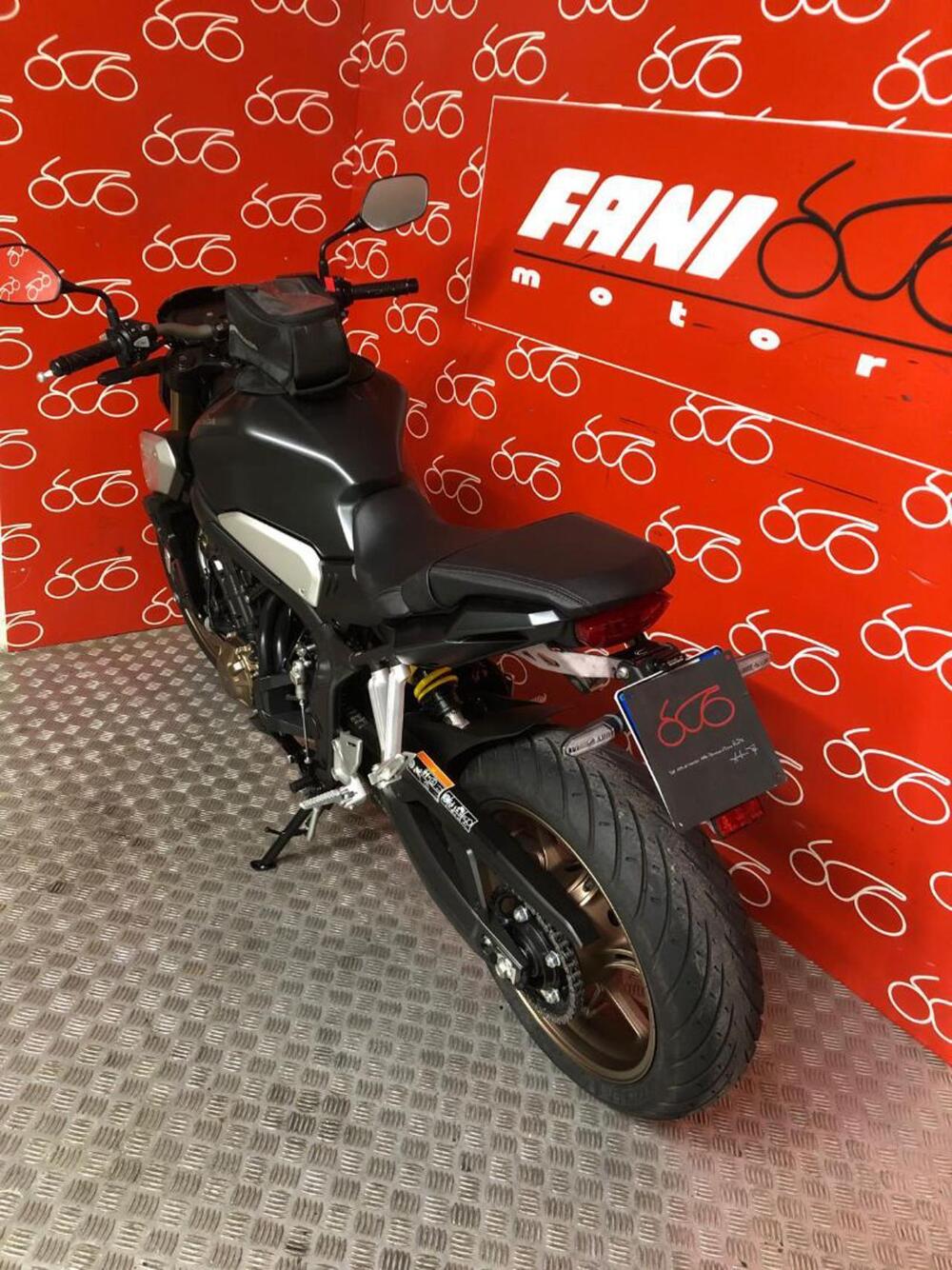 Honda CB 650 R (2021 - 23) (4)