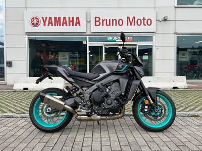 Yamaha MT-09 Y-AMT (2024 - 25) usata