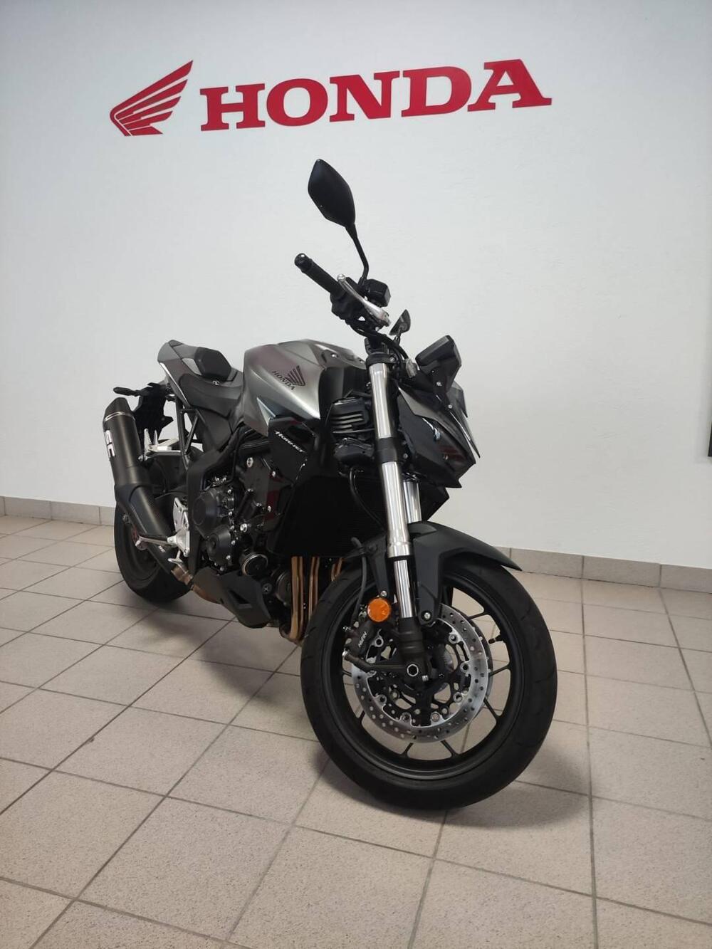 Honda CB 1000 Hornet (2025 - 26) (2)