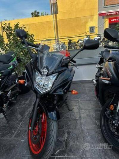 Yamaha XJ6 Diversion (2009 - 15) usata