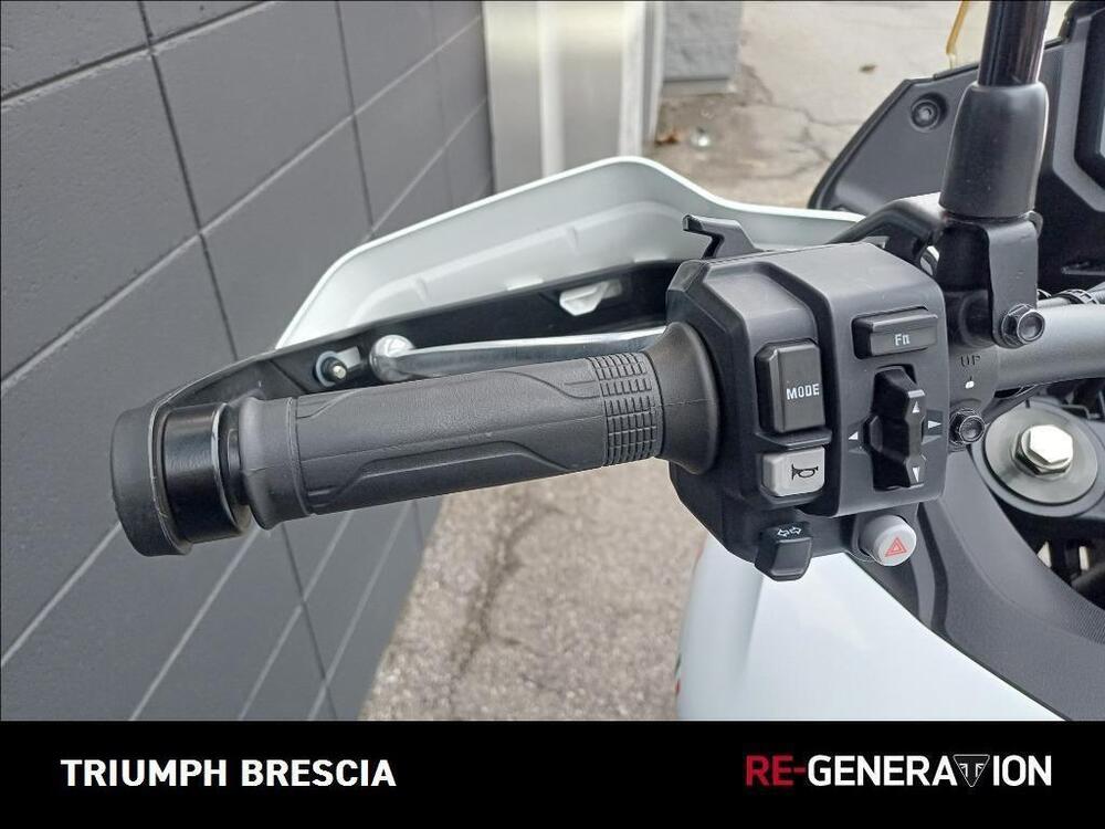 Honda Transalp XL750 (2023 - 24) (9)