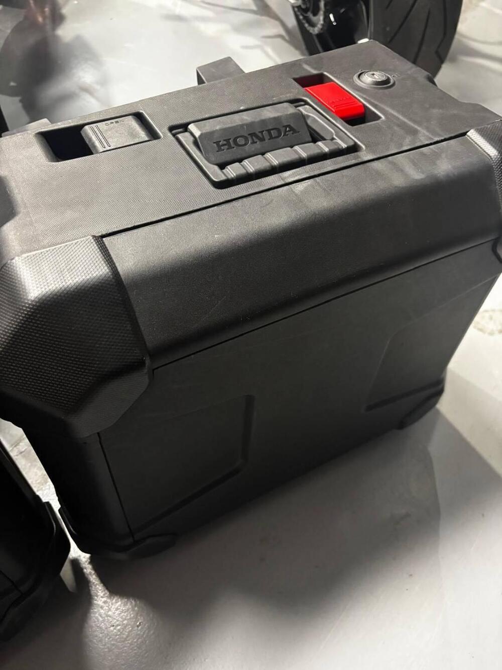 Honda Africa Twin CRF 1100L Adventure Sports Travel Edition DCT (2020 - 21) (12)