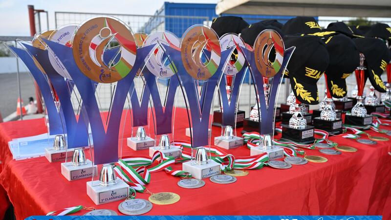 PromoRace Cup 2025, GP5 Pomposa: spettacolo e titoli nazionali MotoASI al Motodromo di Pomposa