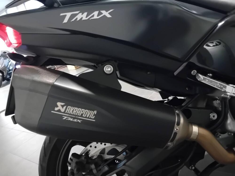 Yamaha T-Max 530 DX (2017 - 19) (9)