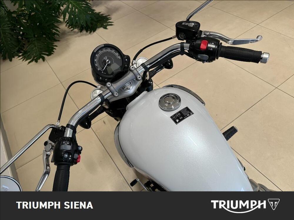 Triumph Bonneville Speedmaster 1200 Chrome Edition (2023) (13)
