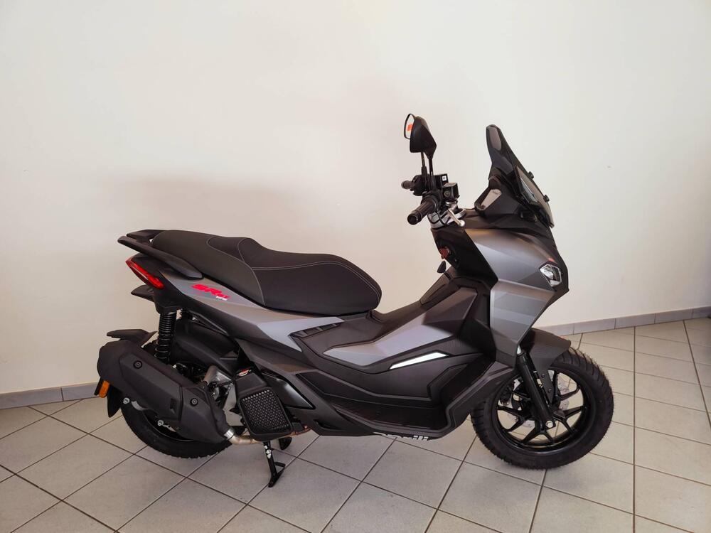 Aprilia SR GT 125 (2025 - 26) (5)