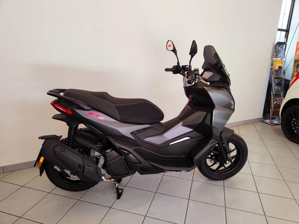 Aprilia SR GT 125 (2025 - 26) (7)