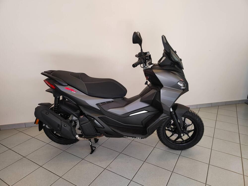 Aprilia SR GT 125 (2025 - 26) (9)