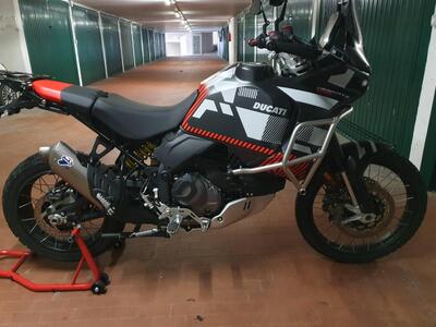 Ducati DesertX (2022 - 25) usata