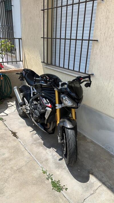 Triumph Speed Triple 1200 RS (2021 - 24) usata