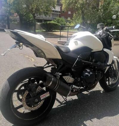 Kawasaki Z 750 R (2011 - 14) usata