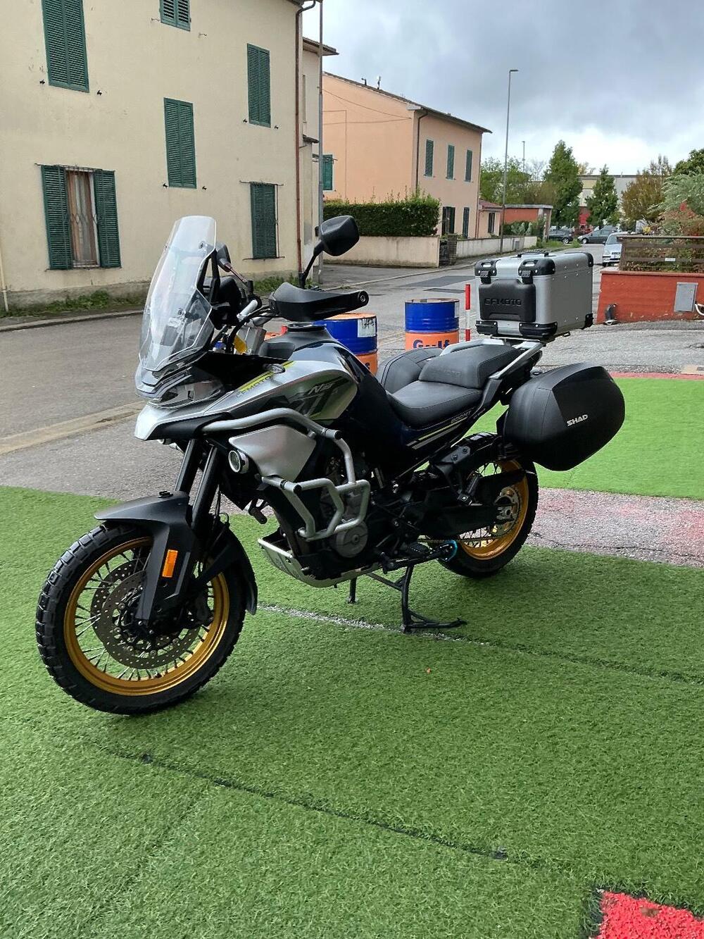 CFMOTO 800MT Touring (2022 - 26) (2)