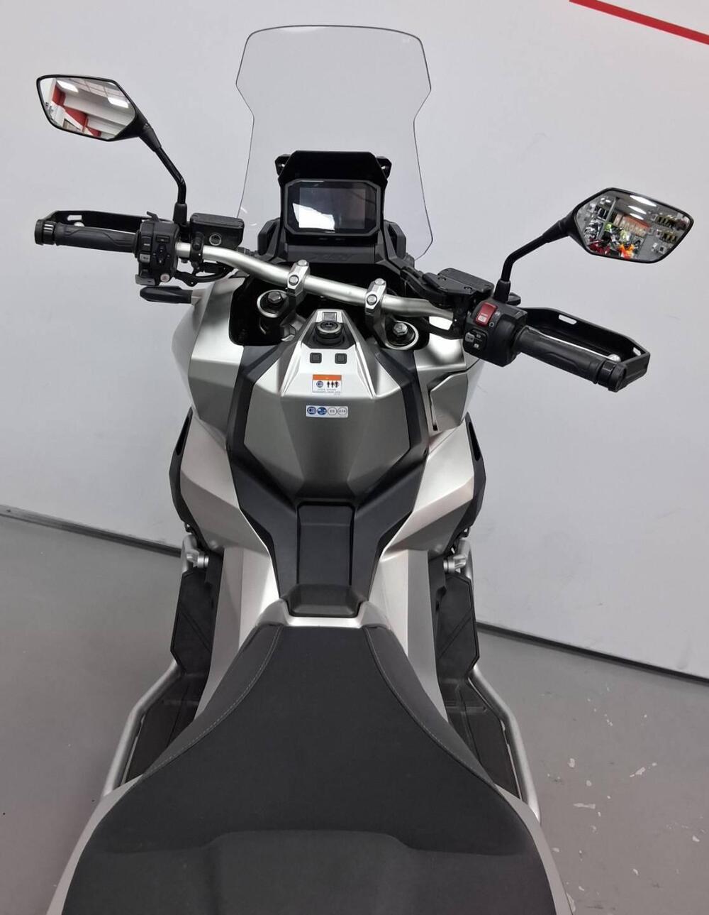 Honda X-ADV 750 DCT (2021 - 24) (4)