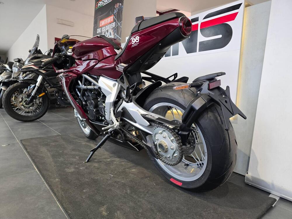 MV Agusta Superveloce 800 S Ottantesimo (2025 - 26) (6)