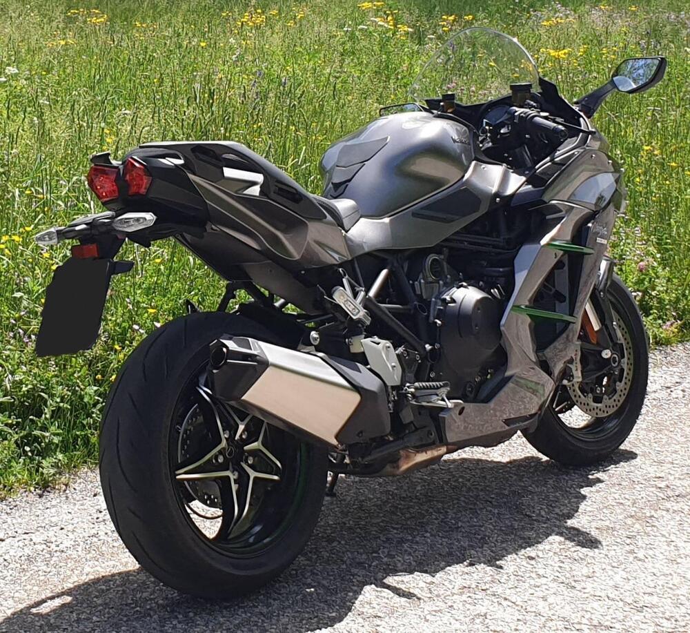 Kawasaki Ninja H2 SX SE+ (2019 - 20) (4)