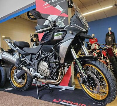 QJ Motor SRT 700 SX (2025) nuova