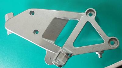 50600MT4000 Supporto pedana VFR 750 Honda