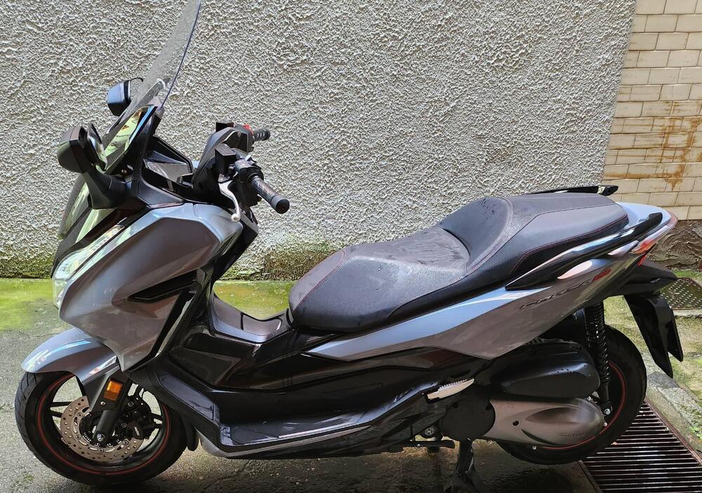 Honda Forza 300 Limited Edition ABS (2020) (2)