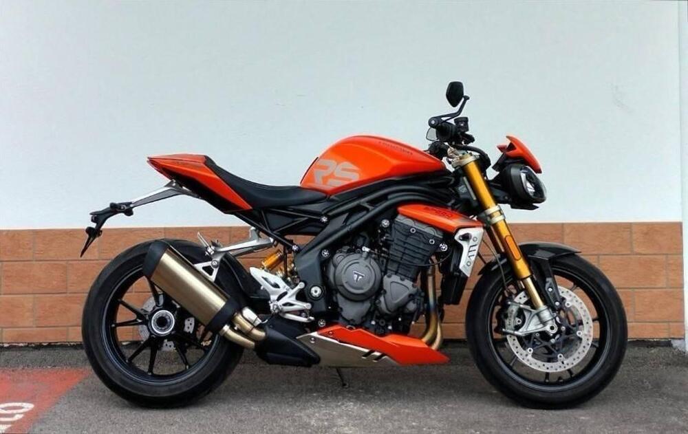 Triumph Speed Triple 1200 RS (2021 - 24) (4)