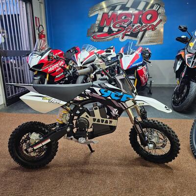 YCF Start W88E (2024 - 25) nuova