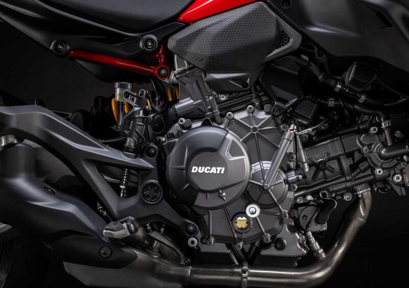 Ducati Monster 890 Monster 890 + (2026) (17)