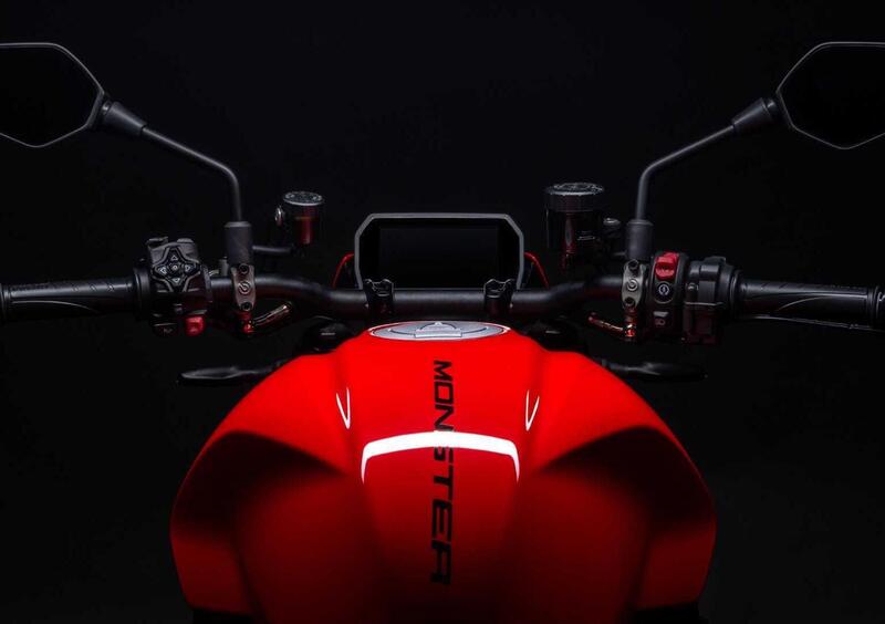 Ducati Monster 890 Monster 890 + (2026) (12)