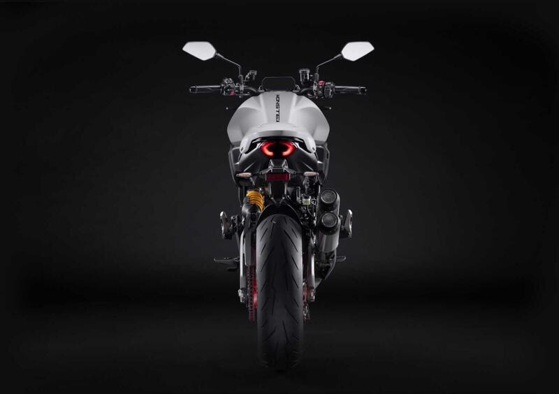 Ducati Monster 890 Monster 890 + (2026) (10)