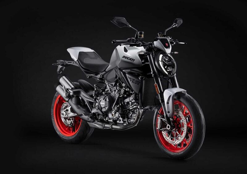 Ducati Monster 890 Monster 890 + (2026) (7)