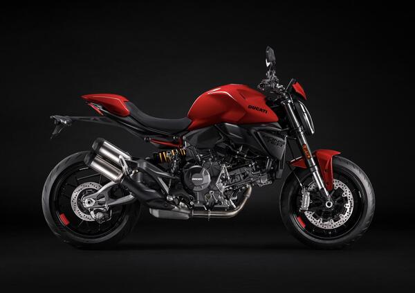 Nuovo Ducati Monster a Eicma 2025: rivoluzione per la naked di Borgo Panigale con motore V2. Ecco come cambia [VIDEO E GALLERY]