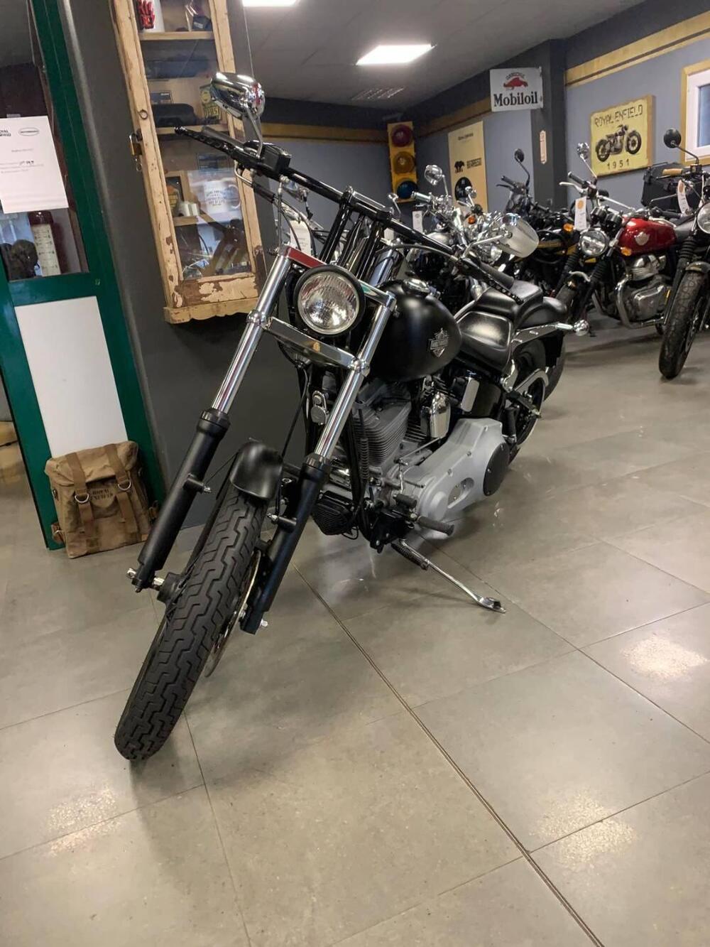 Harley-Davidson 1450 Standard (2002 - 05) - FXSTI (4)