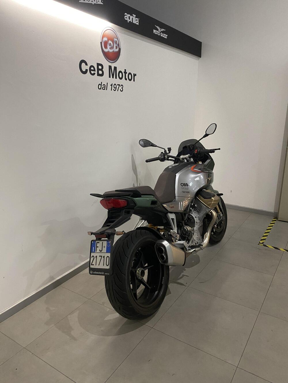 Moto Guzzi V100 Mandello S (2022 - 24) (8)