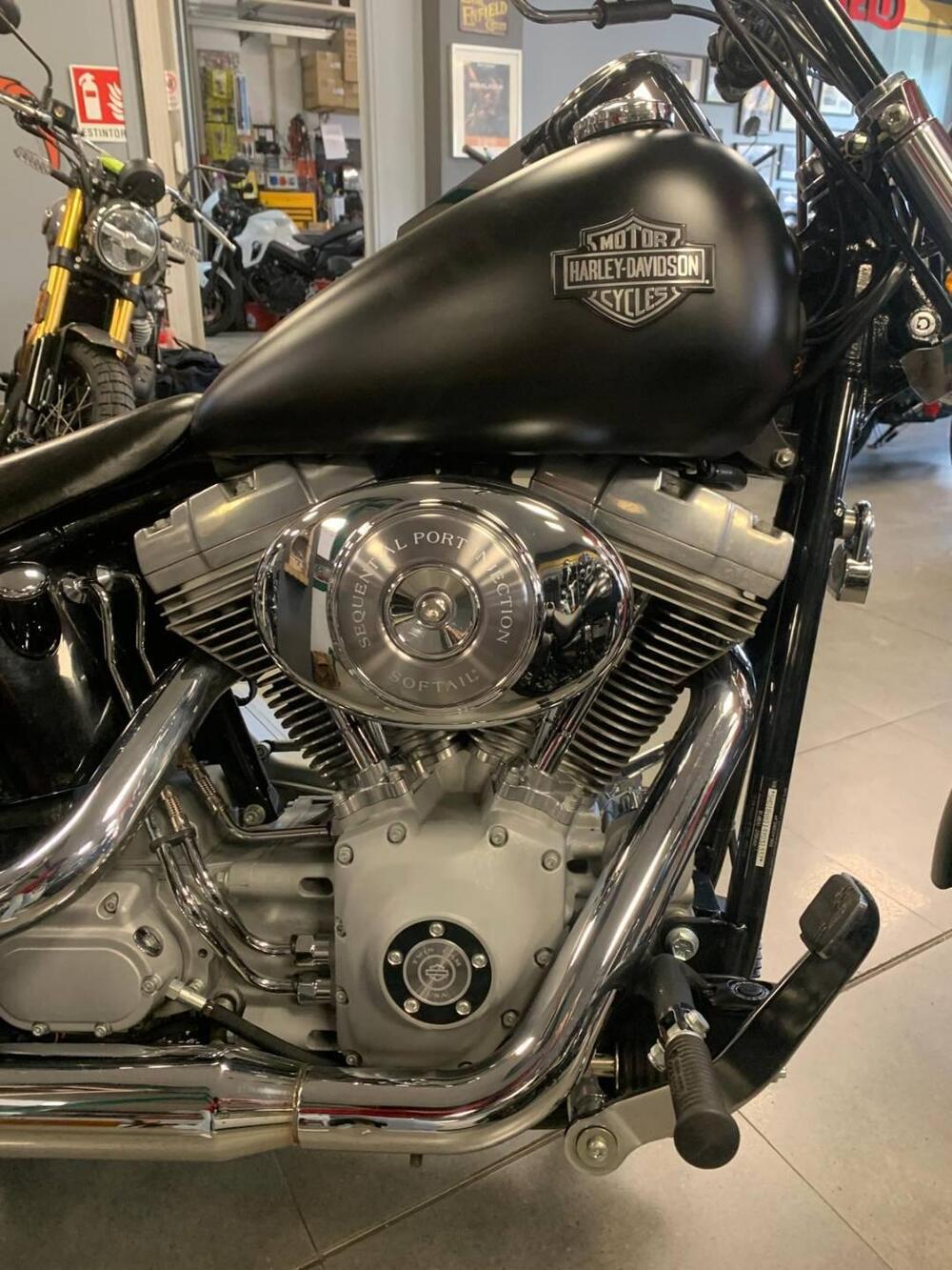 Harley-Davidson 1450 Standard (2002 - 05) - FXSTI (8)