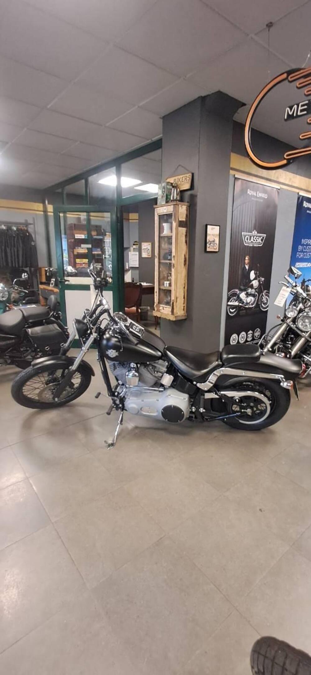 Harley-Davidson 1450 Standard (2002 - 05) - FXSTI (13)