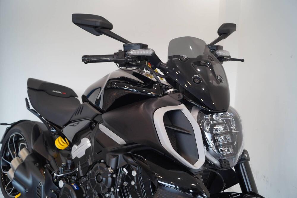 Ducati Diavel V4 (2023 - 26) (11)