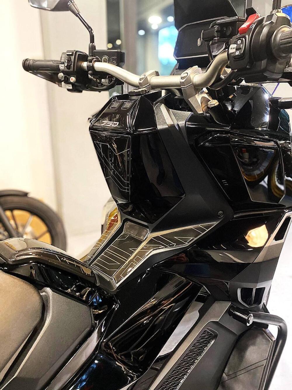 Honda X-ADV 750 DCT (2021 - 24) (9)