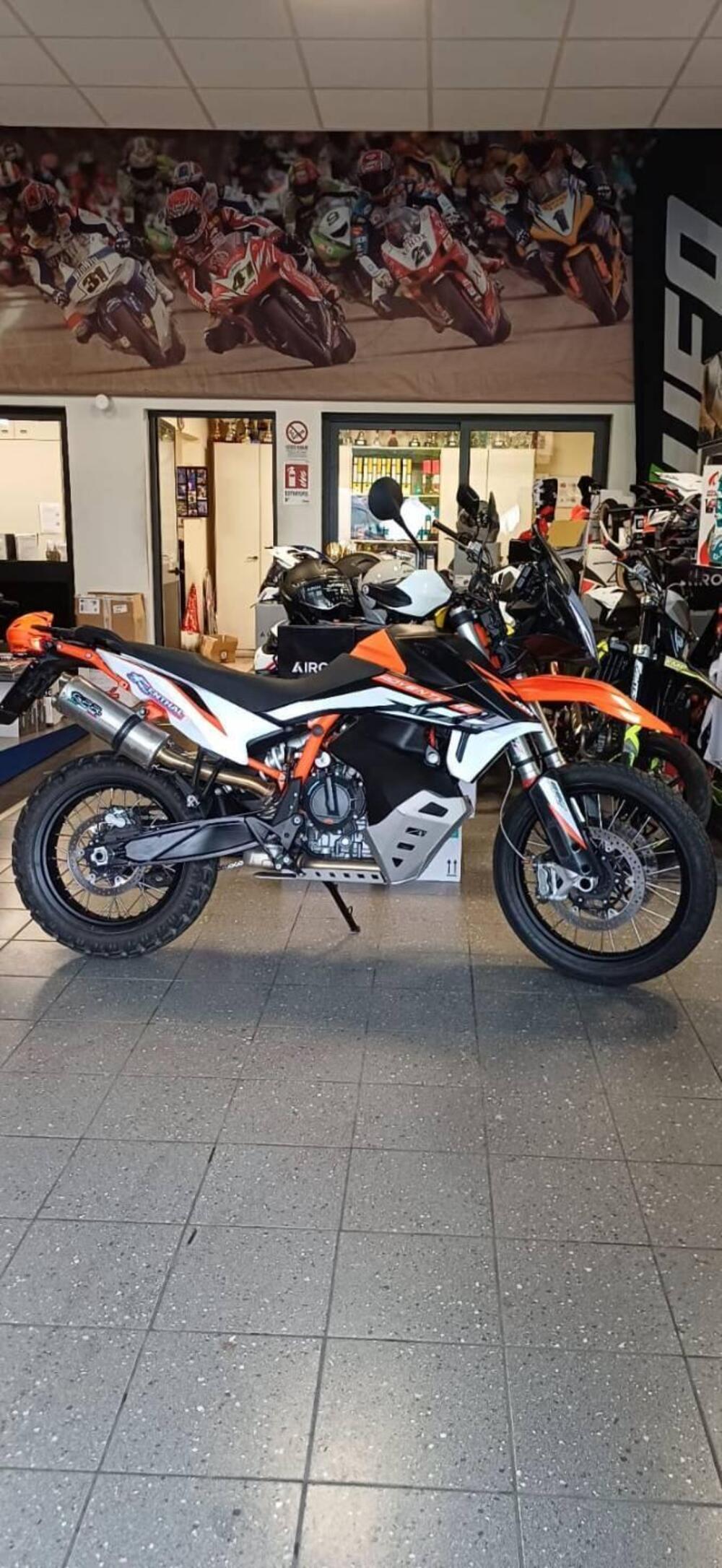 KTM 890 Adventure R (2023 - 24) (2)