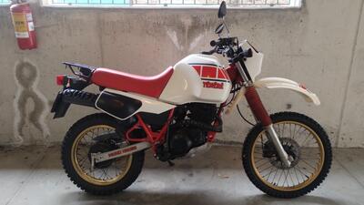 Yamaha Ten&eacute;r&eacute; 600 XT600 d&#039;epoca