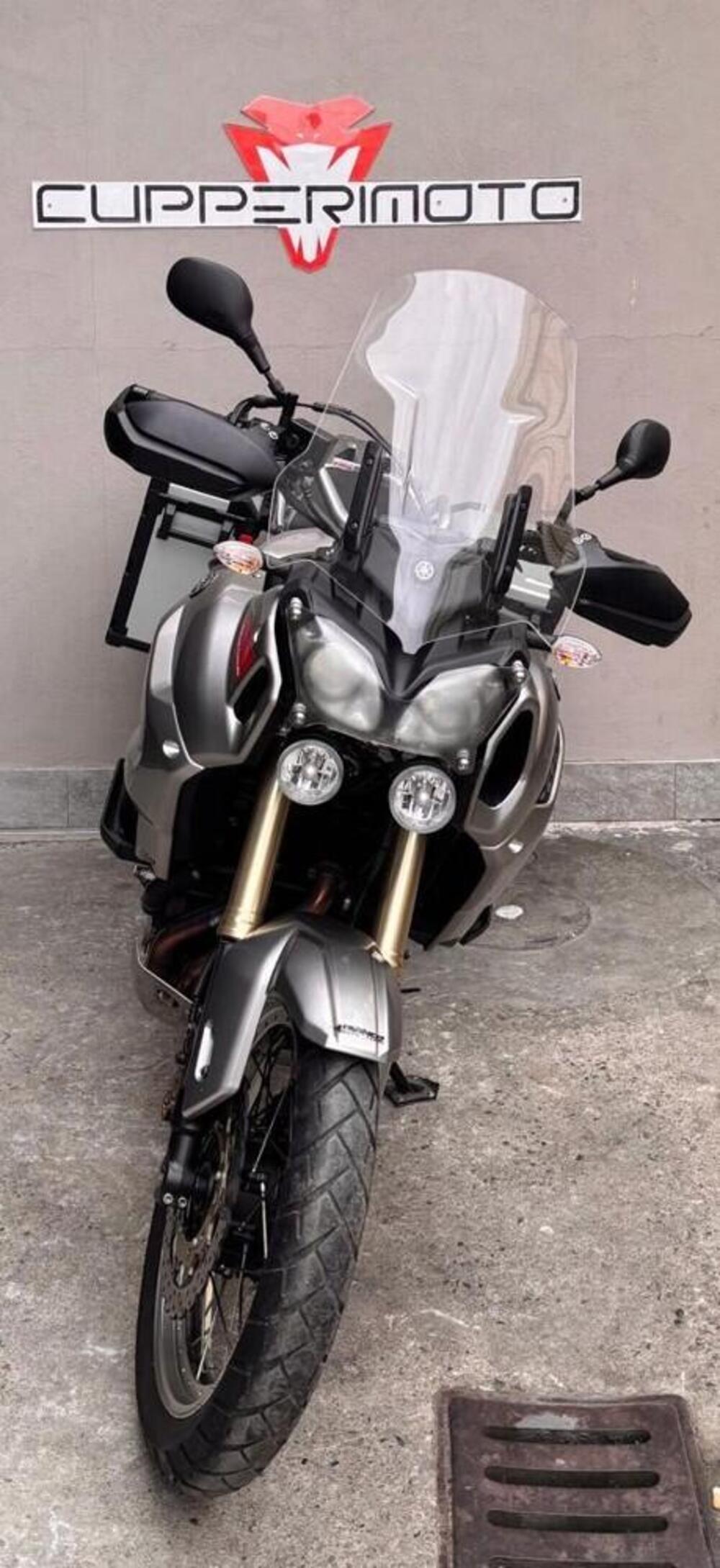 Yamaha XT1200Z Super Ténéré First Edition (2010 - 11) (3)