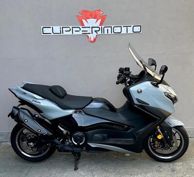 Yamaha T-Max 560 Tech Max (2025) usata