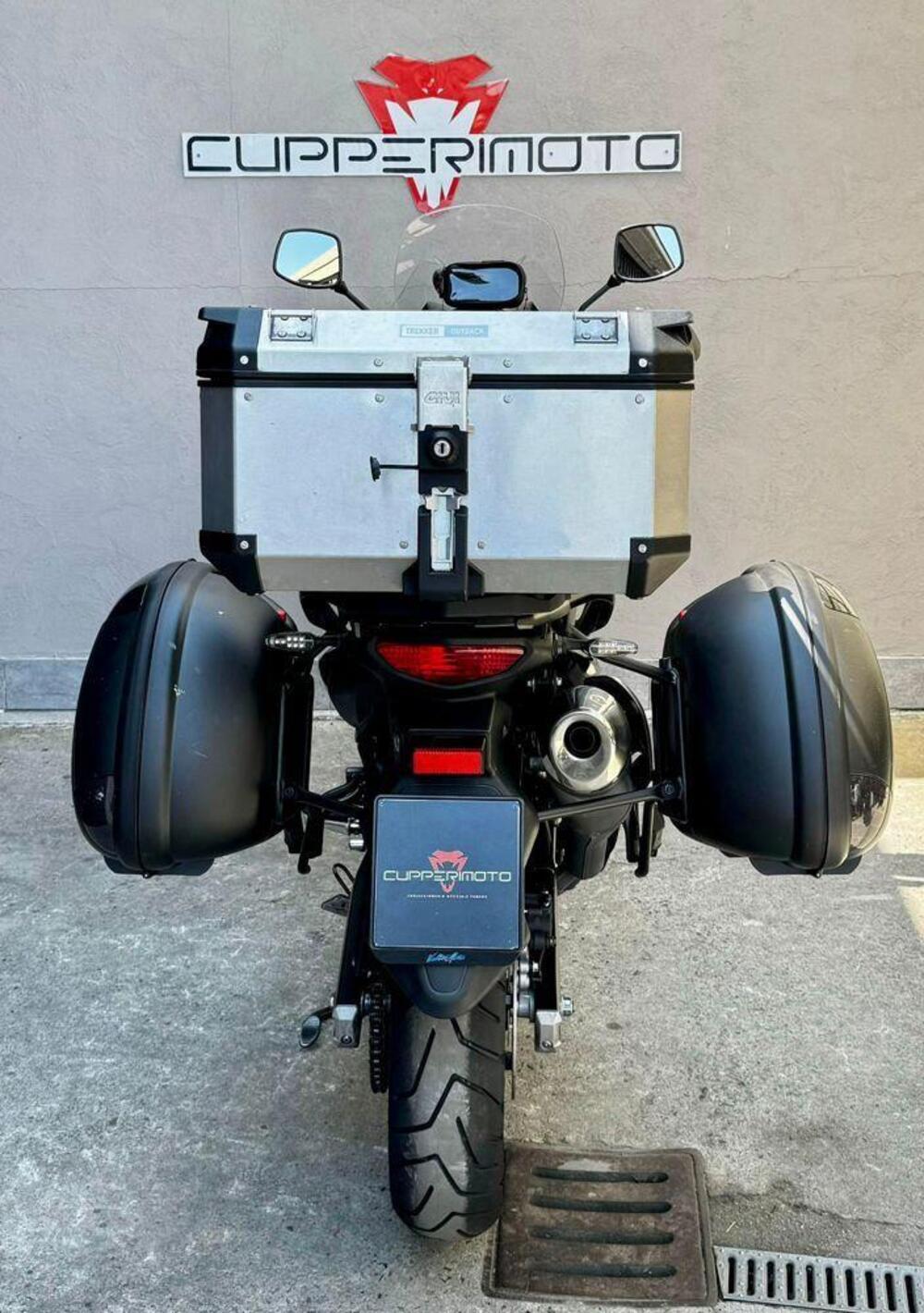 Suzuki V-Strom 650 ABS (2011 - 17) (2)