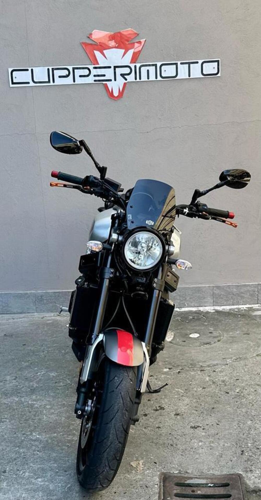 Yamaha XSR 900 ABS (2016 - 20) (4)