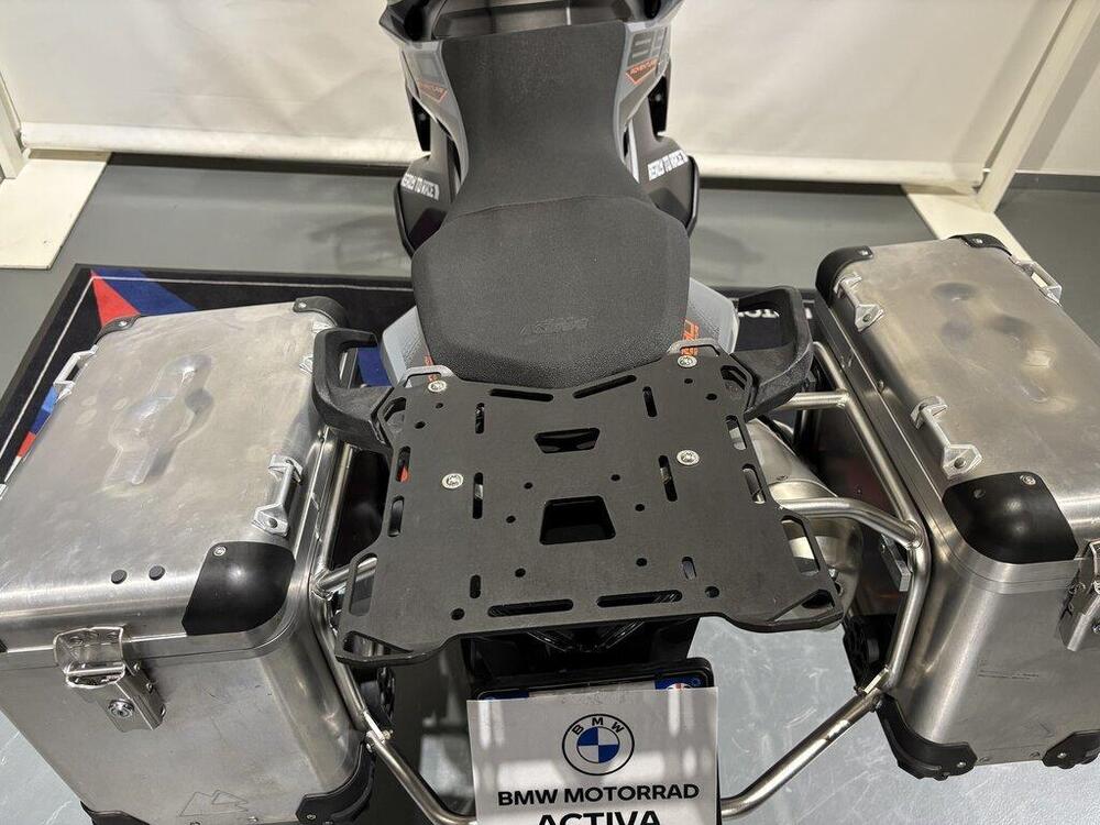 KTM 890 Adventure (2022) (14)