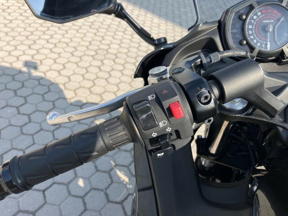 Kawasaki Ninja 650 KRT Tourer (2017 - 19) (9)