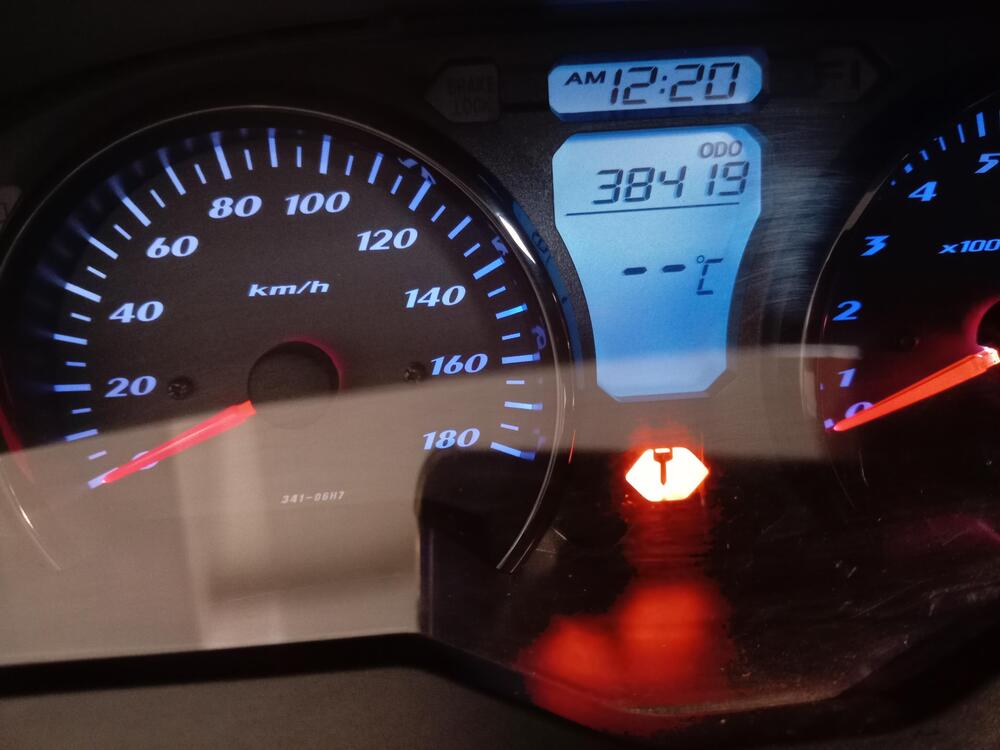 Suzuki Burgman AN 400 Lux ABS (2012 - 17) (5)